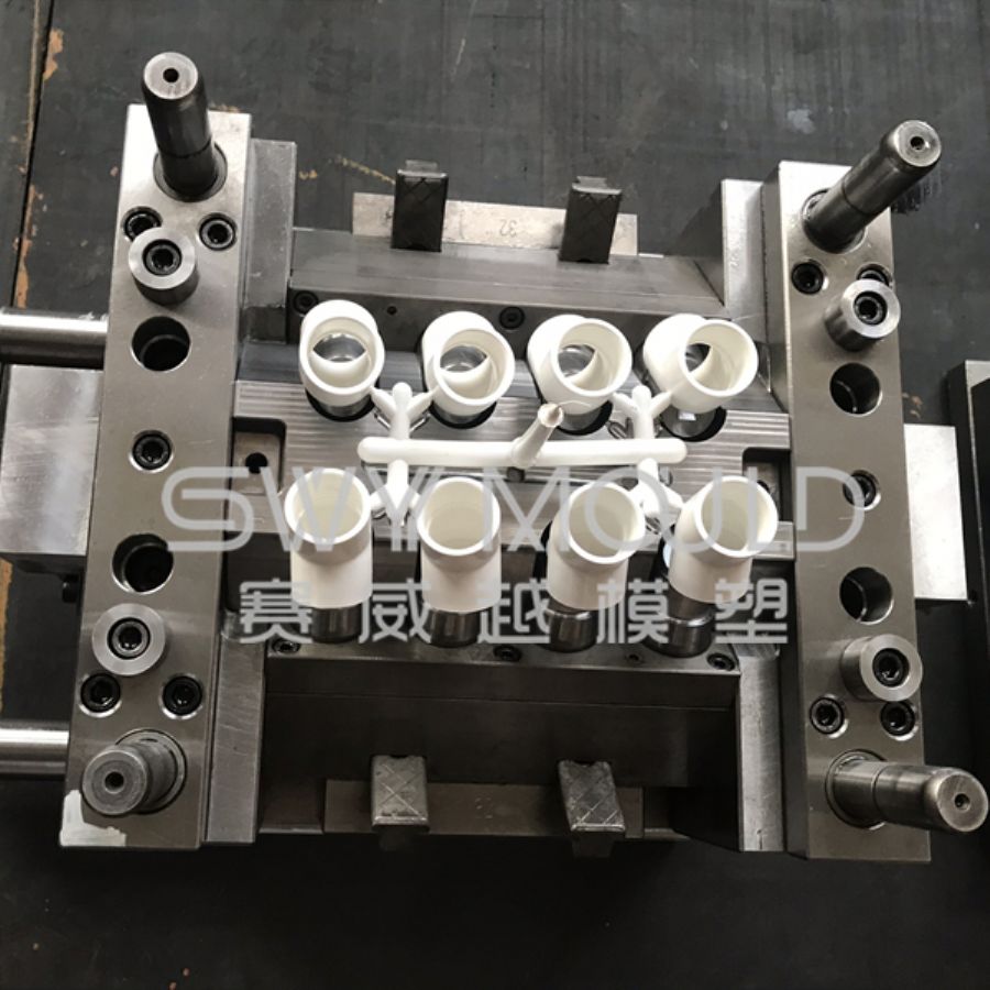 Reducing Elbow Plastic Mould